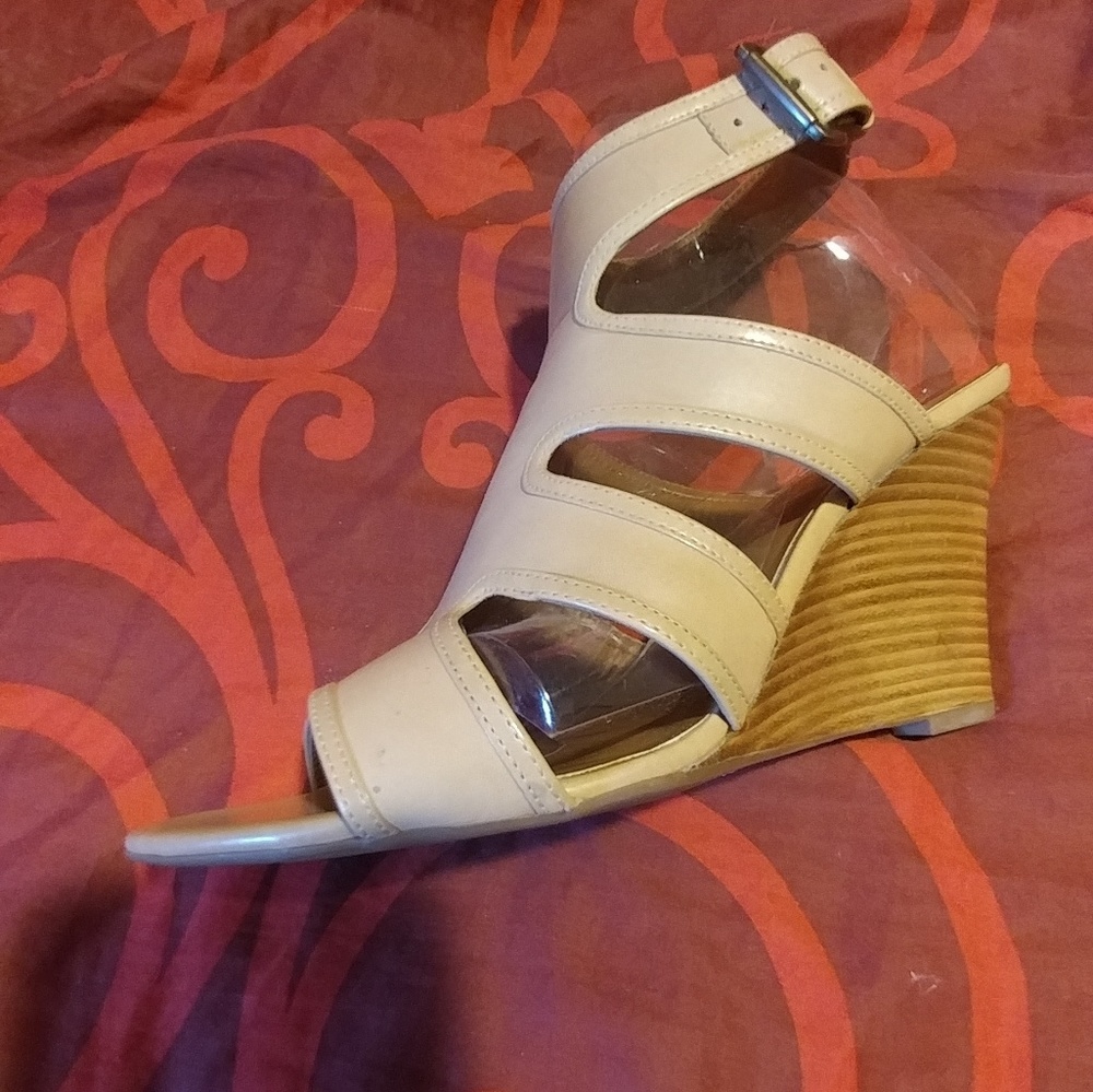 Franco Sarto wedge sandals - Picture 2 of 5